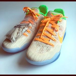 Kobe Peach Jam Nike Shoes Sz/9 NEW AUTHENTIC 2016